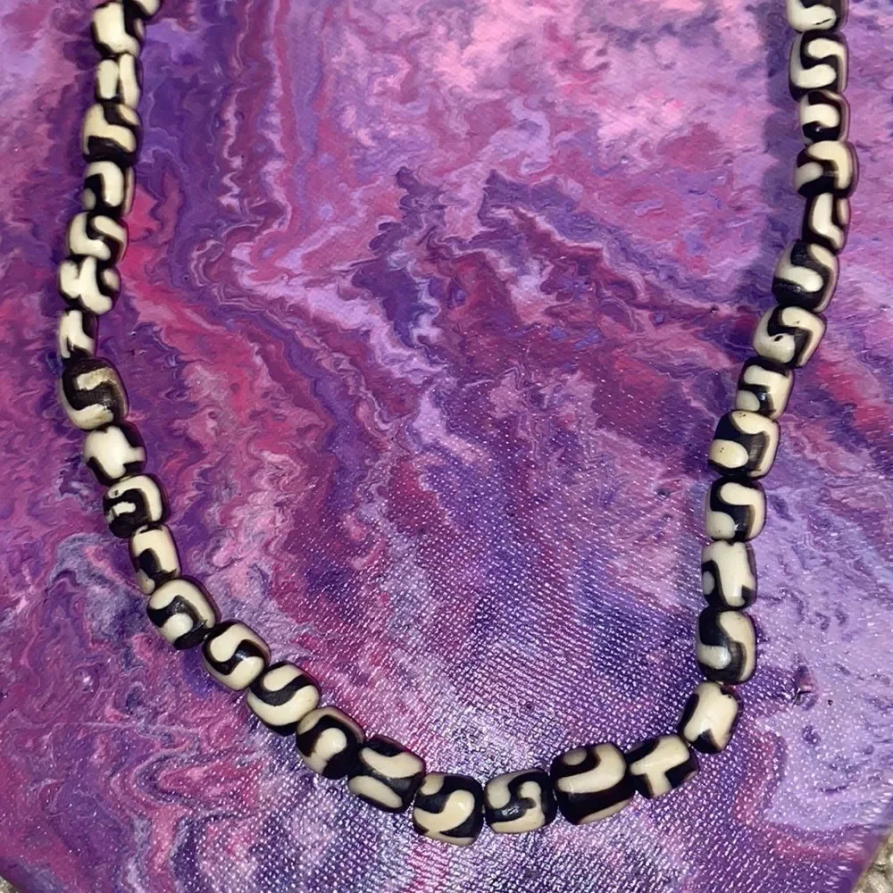 Handmade Kenya‎ Batik Bone Beaded Necklace